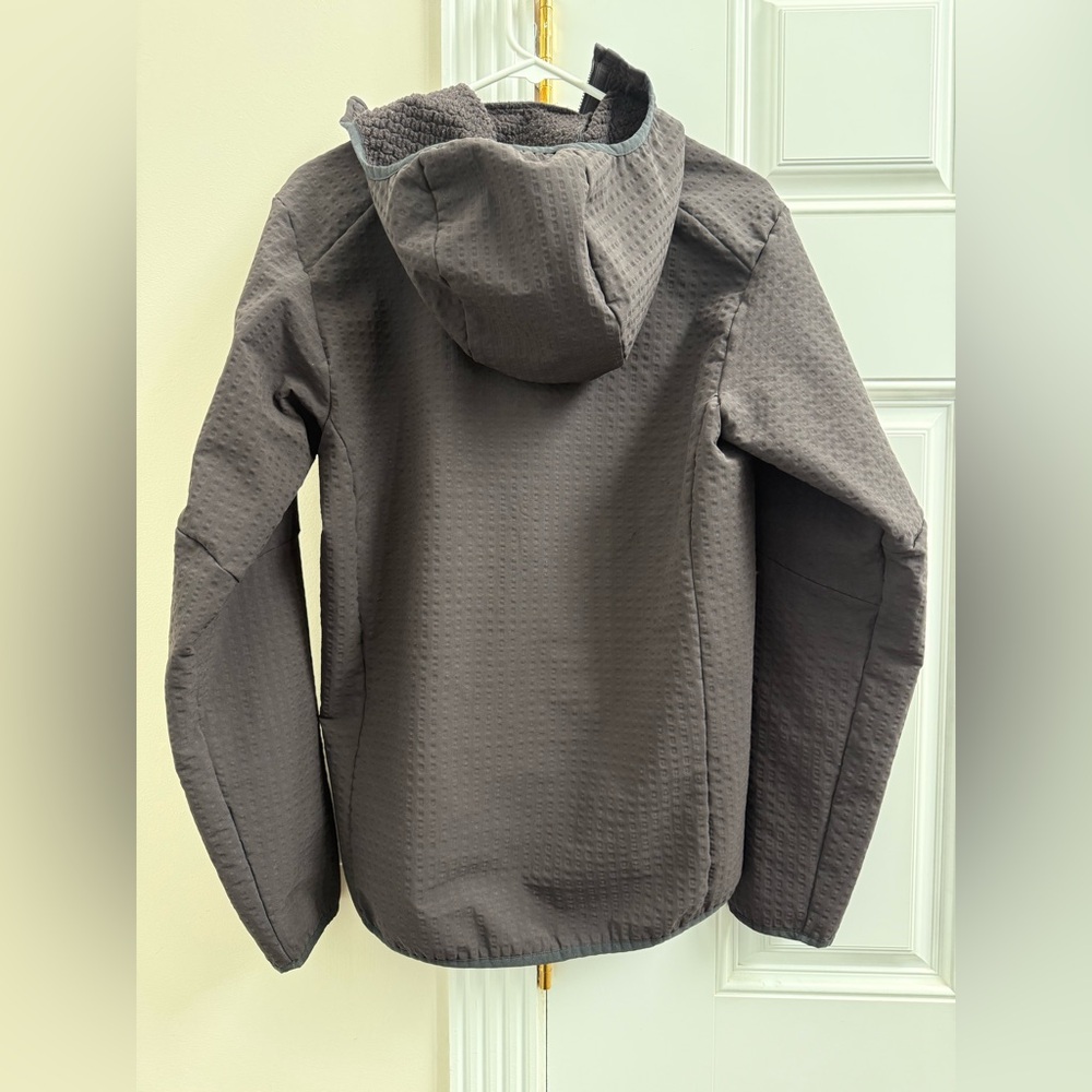 Patagonia Men's R2 TechFace Hoody Jacket - Picture 6 of 6